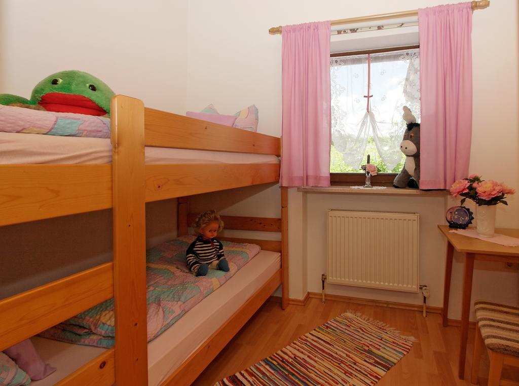 Ferienwohnungen Krenn Tittling Ruang foto